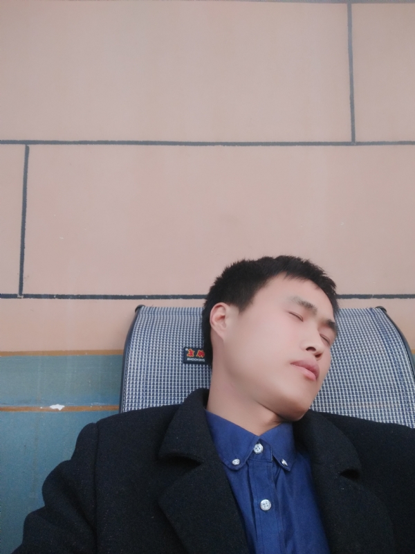 有钱爱情才能长久的第一张照片--福清交友网