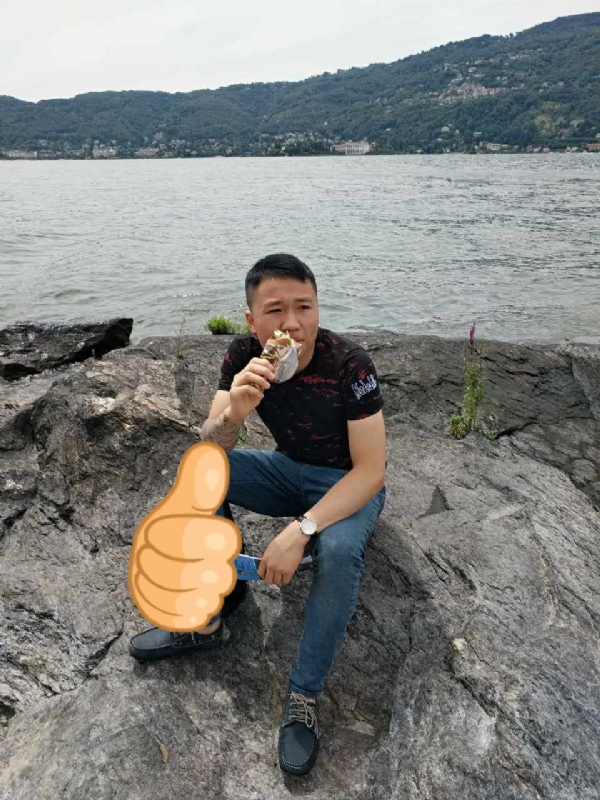绚烂背后的平淡的第一张照片--福清交友网