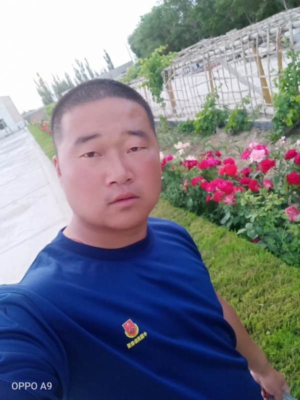 奋斗中的青春最美丽的第一张照片--福清交友网