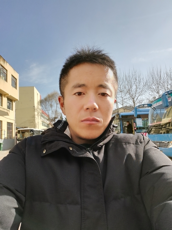 孤独的云的第一张照片--福清交友网