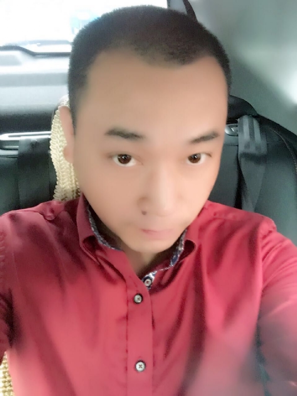 在一个路口等的第一张照片--福清交友网