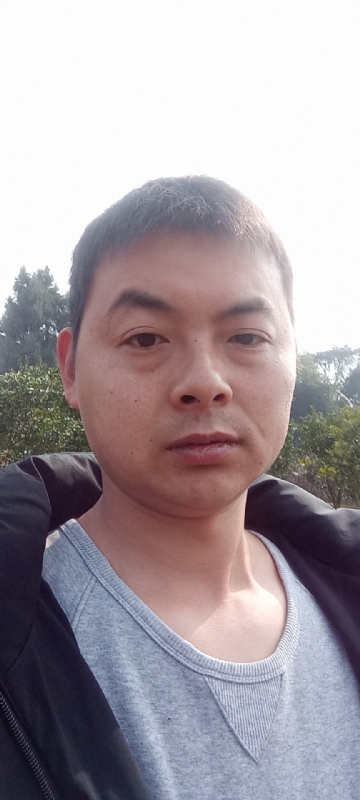 亲亲抱抱我爱你的第一张照片--福清交友网