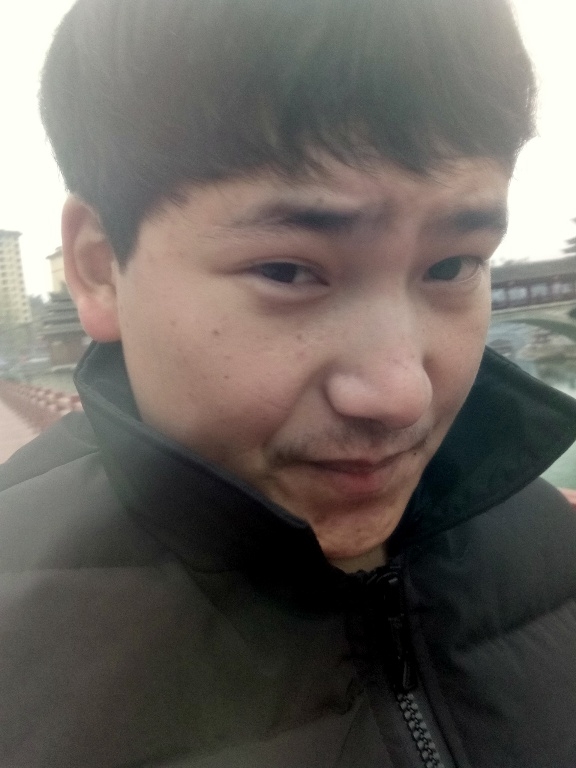侗族青年作家超超的第二张照片--福清交友网