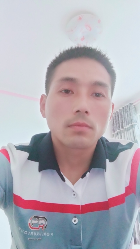 染红尘世的第二张照片--福清交友网