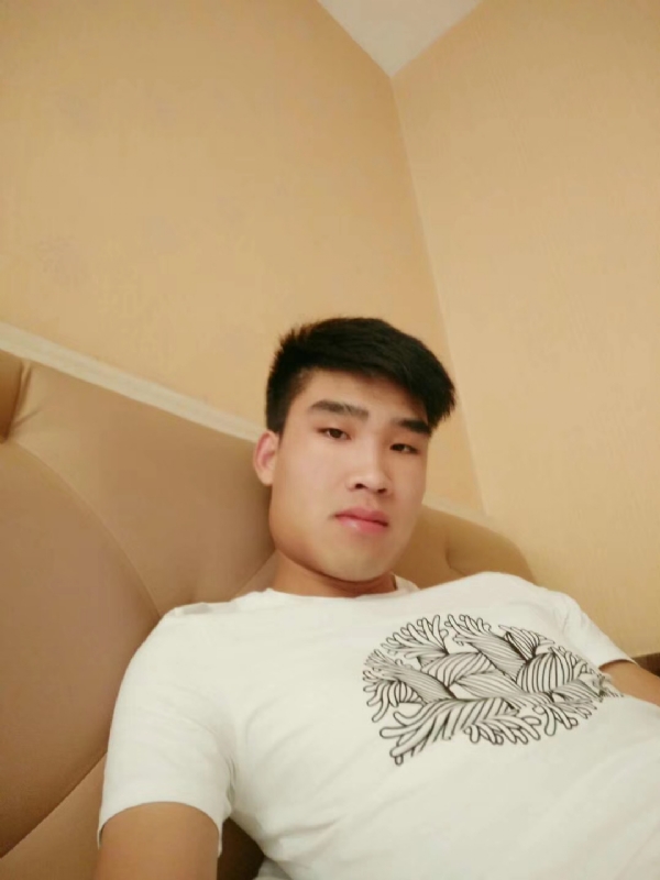 谁不曾孤单上路的第二张照片--福清交友网