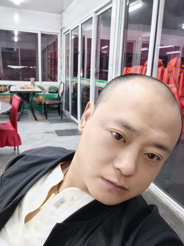 大连相亲的第一张照片--福清交友网